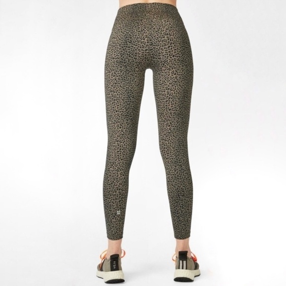 Sweaty Betty Flatter Me Jacquard 7/8 Workout Leggings - Picture 2 of 8